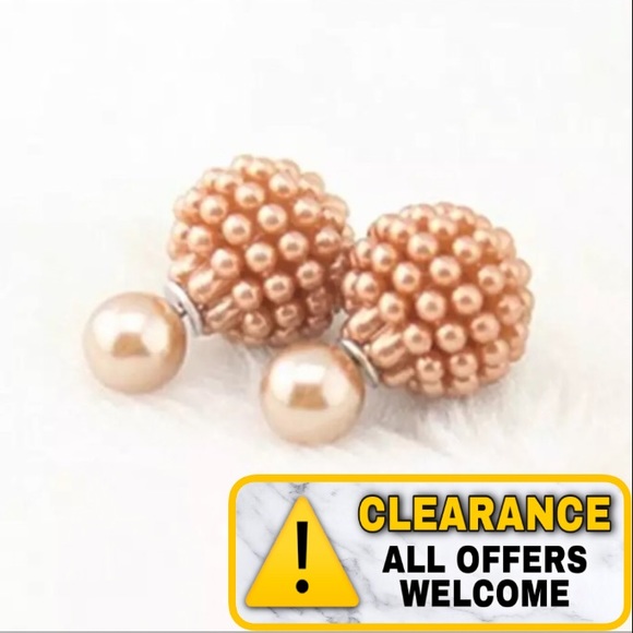 Jewelry - 🔴5/$15⚠️𝗖𝗟𝗘𝗔𝗥𝗔𝗡𝗖𝗘⚠️Beige Earrings NEW